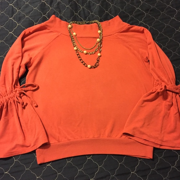 Bell Sleeves Coral Top - Picture 5 of 5